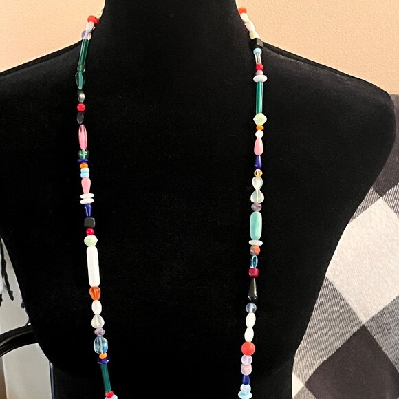 Sabika Beaded Necklace - Picture 1 of 3